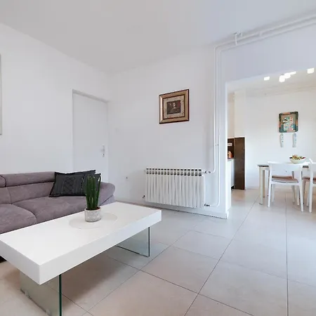 Amelie * Οπατία