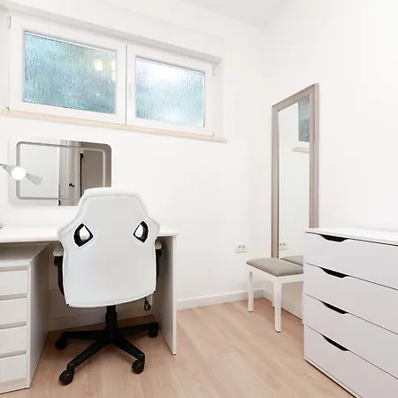 Amelie * Οπατία