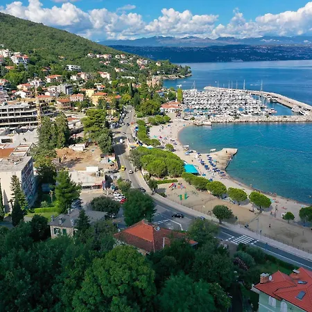 Amelie Апартаменты *