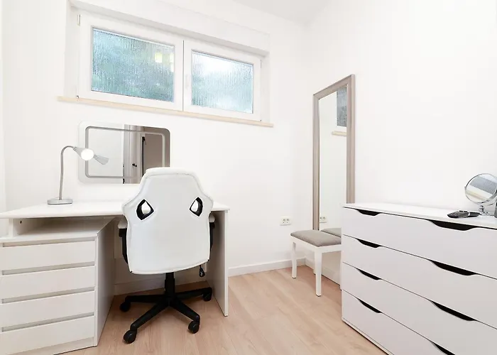 Amelie * 奥帕提亚